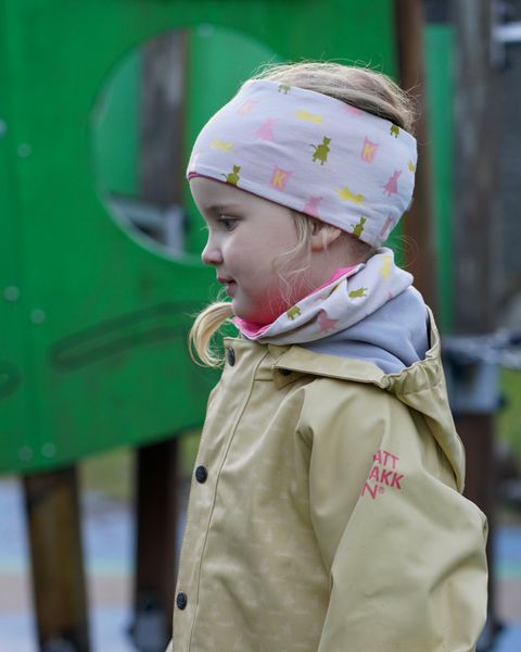 Kattnakken , Vendbart panneb&aring;nd superrosa